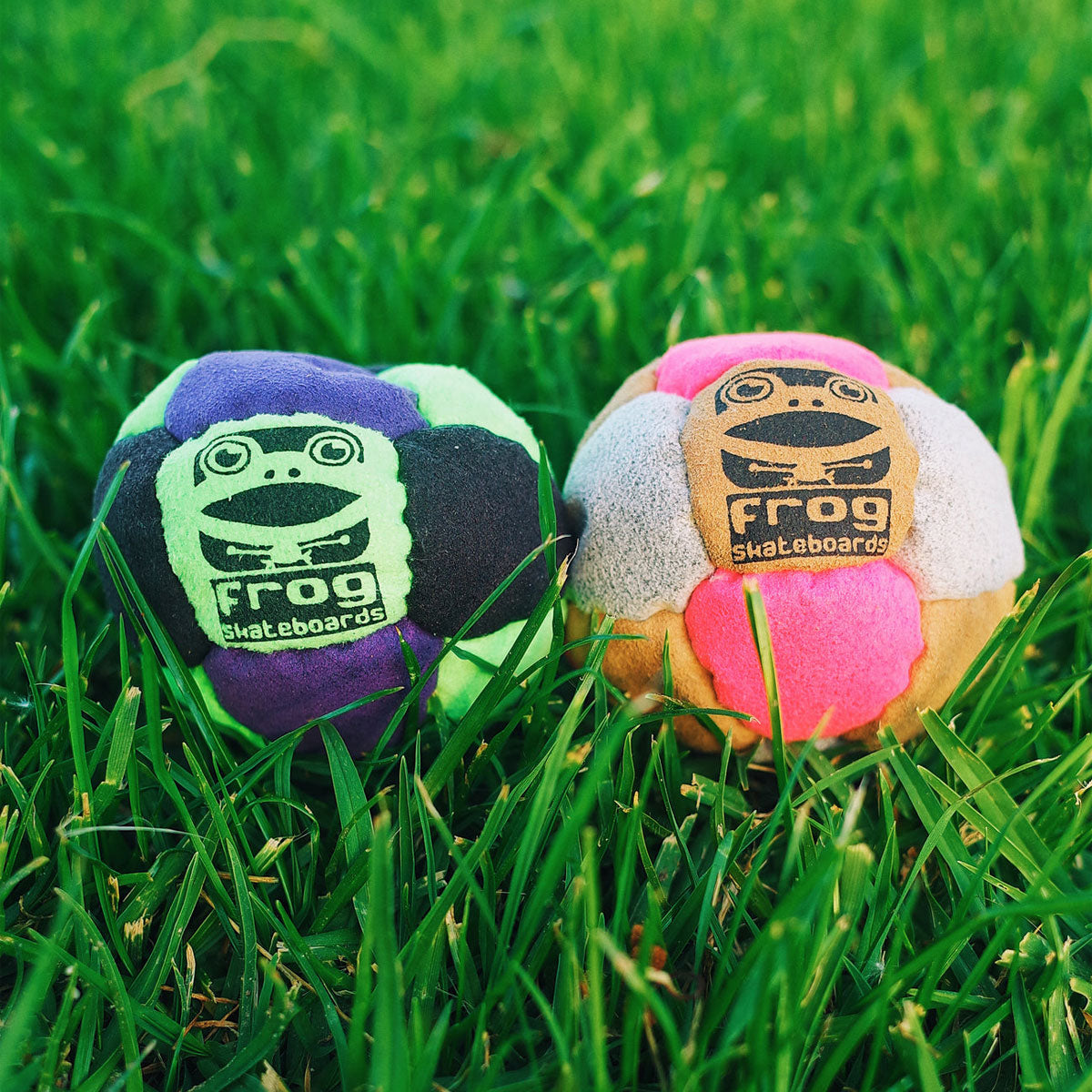 Frog Hacky Sack Accessories - Pink/Grey image 2