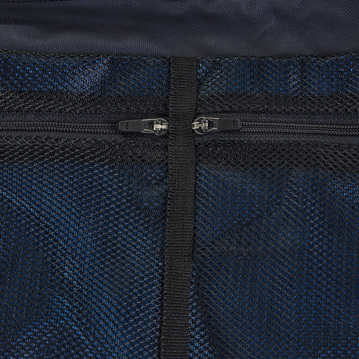 Deus Ex Machina Onshore Duffle Bag - Black image 5