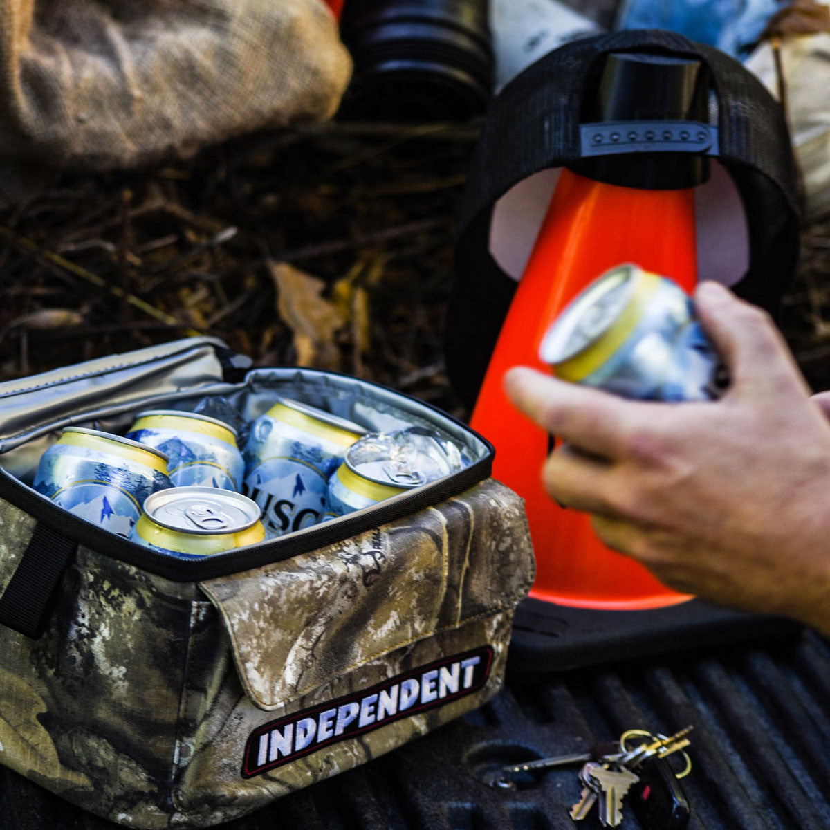 Independent Bar Logo Cooler - Realtree APX image 3