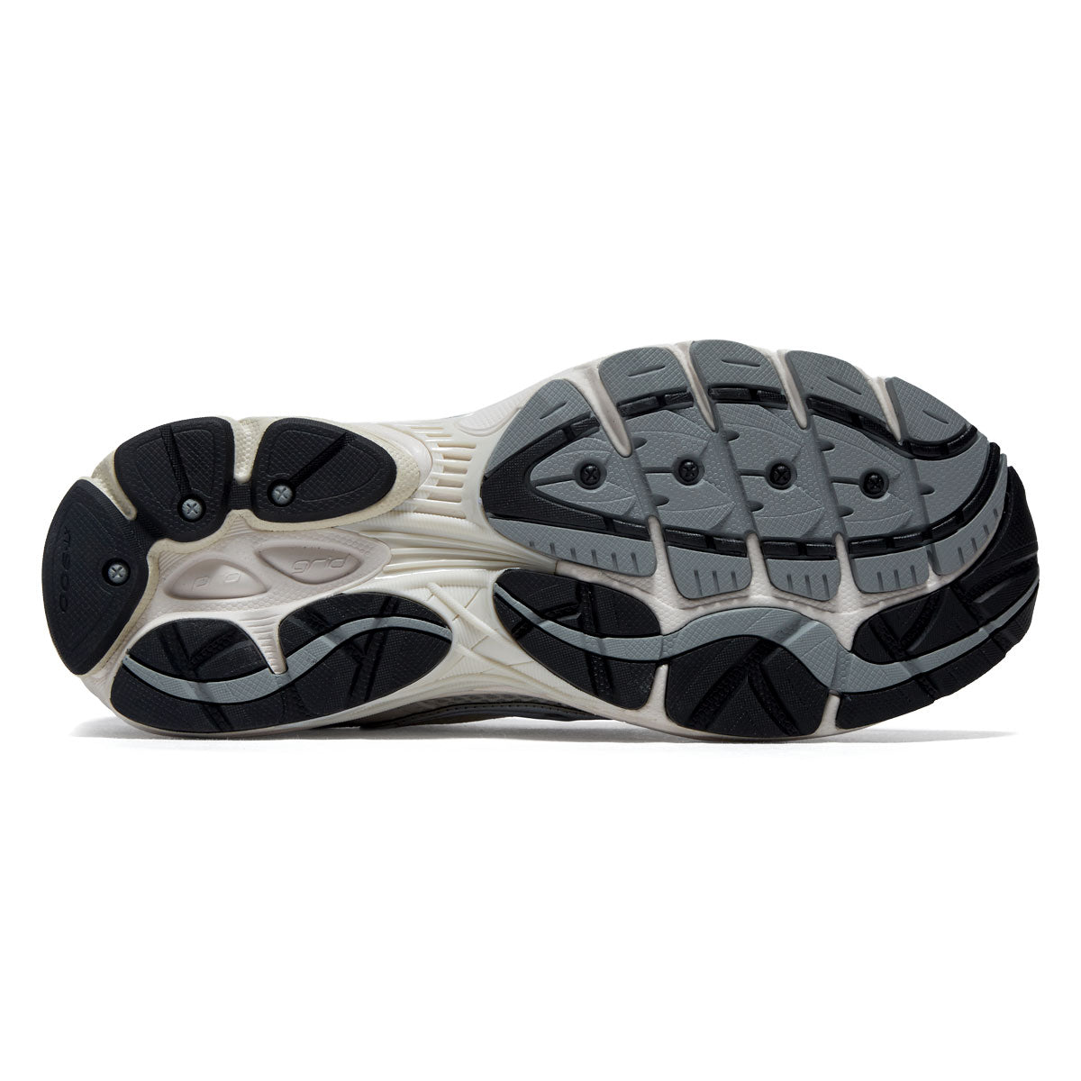 Saucony Progrid Omni 9 Shoes - White/Silver image 4