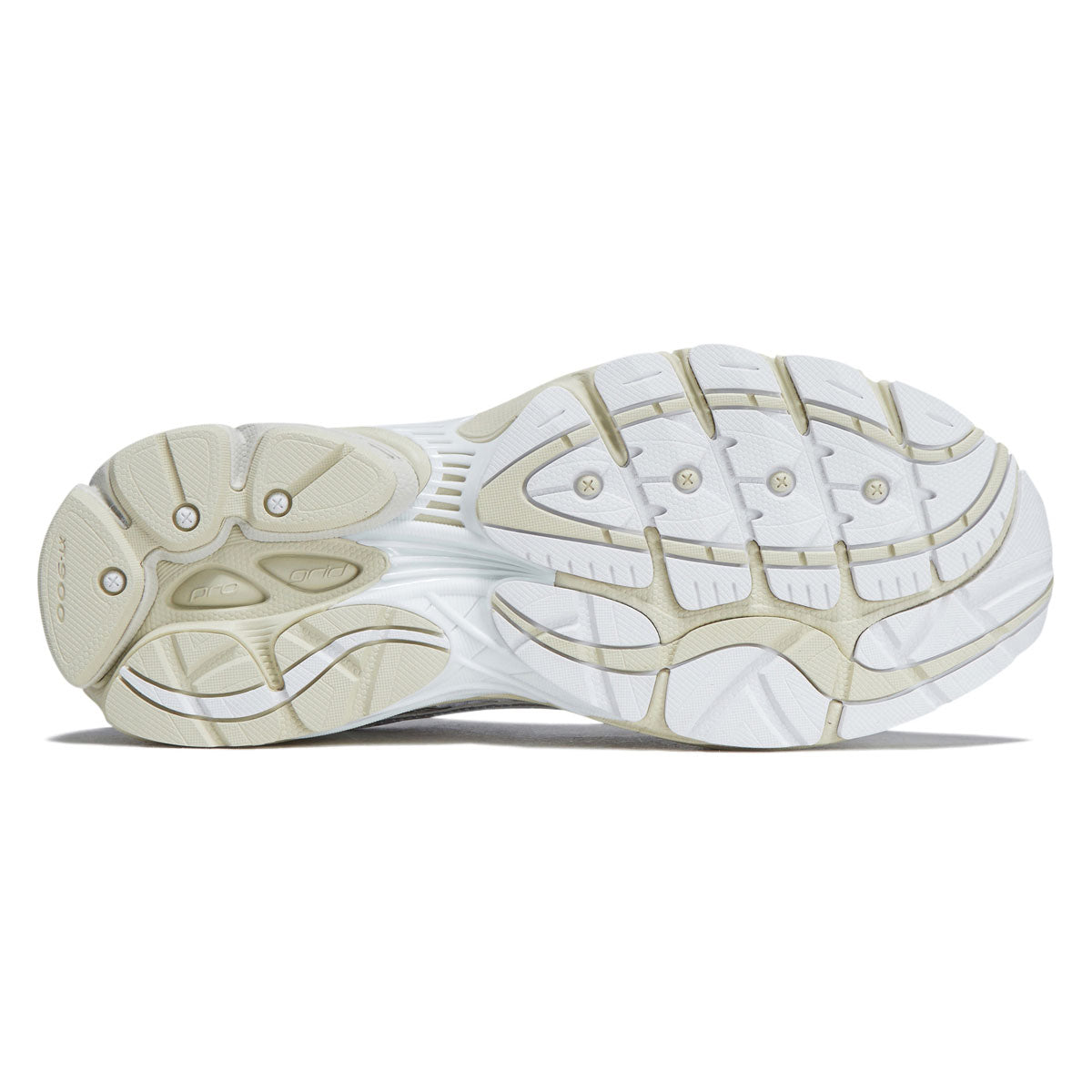 Saucony Progrid Omni 9 Shoes - White/Eggshell image 4