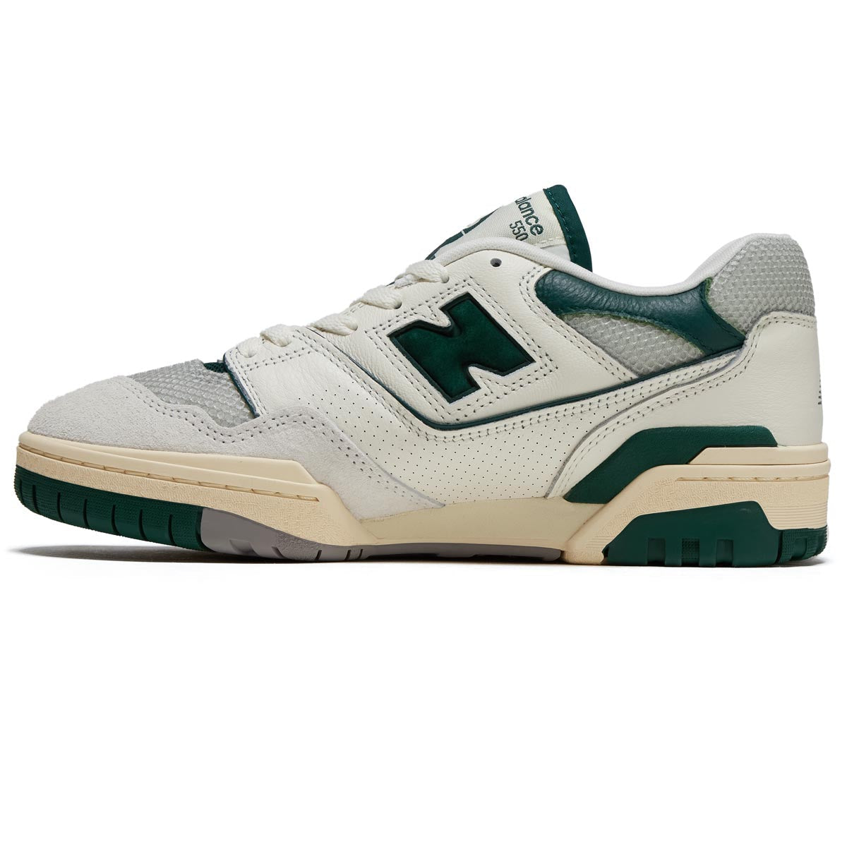 New Balance 550 Shoes - Sea Salt/Marsh Green image 2