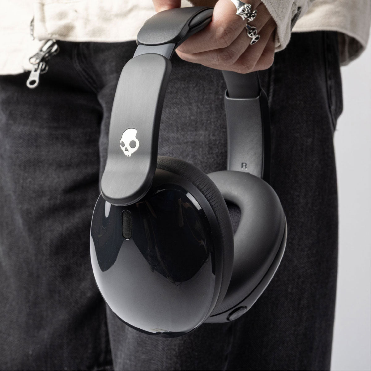 Skullcandy Hesh 540 ANC Wireless Headphones - True Black image 5