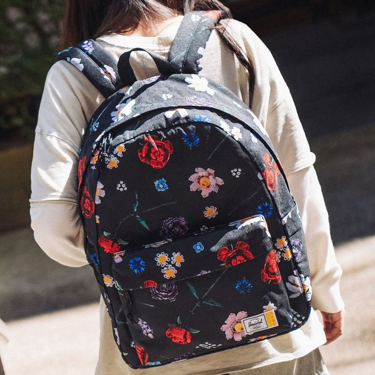 Herschel Supply x LEGO Classic XL Backpack - Falling Florals image 4