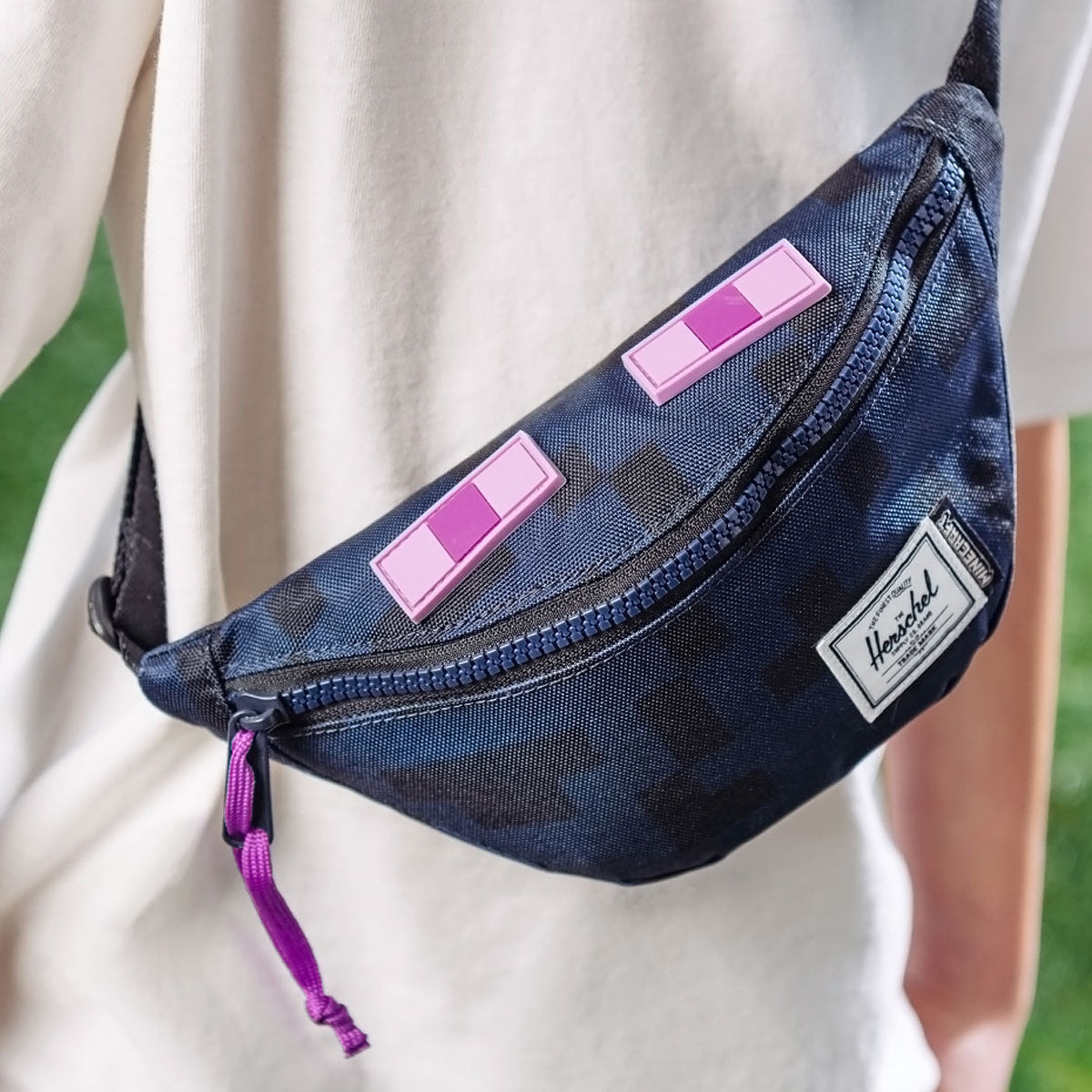 Herschel Supply x Minecraft Heritage Little Hip Pack - Enderman image 4