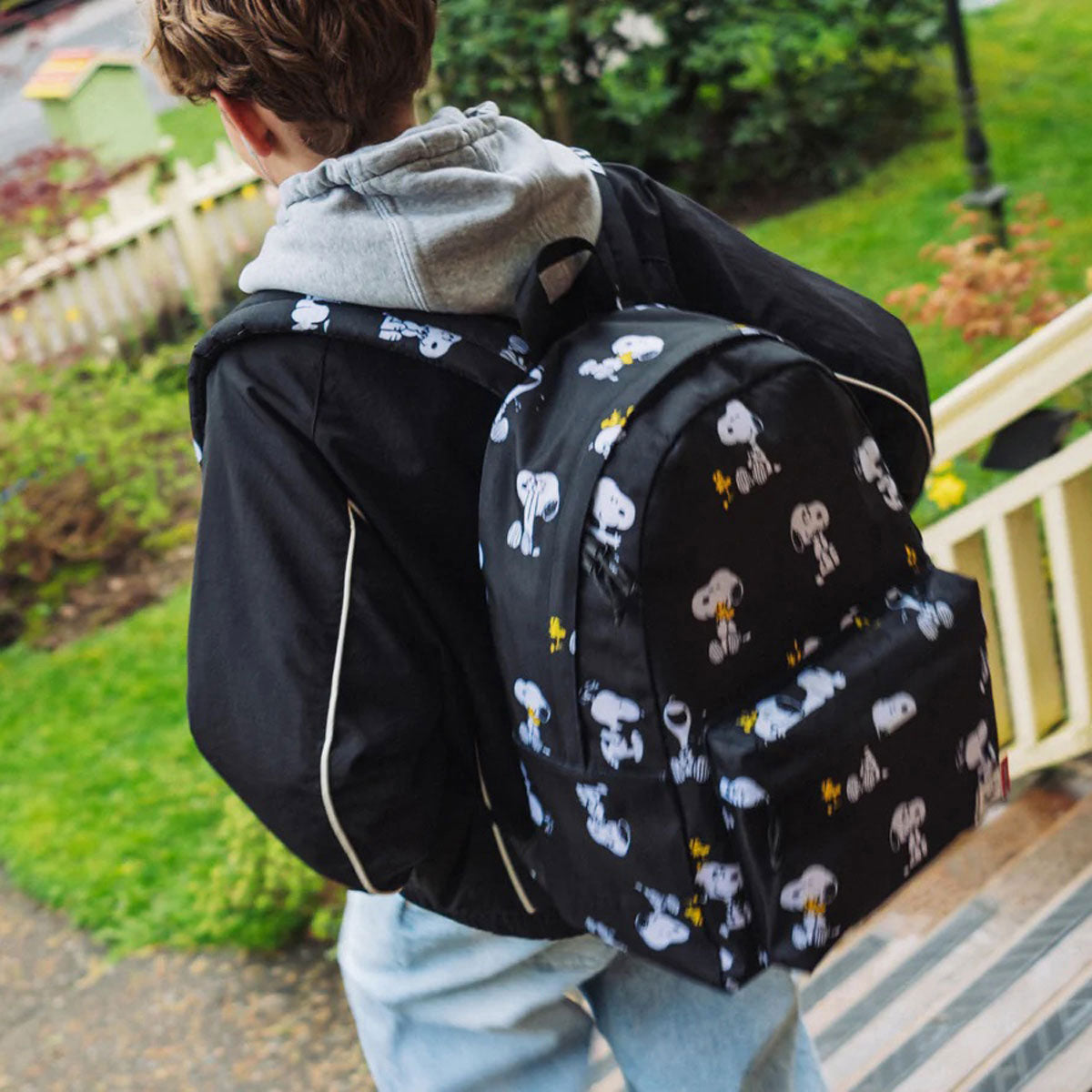 Herschel Supply x Peanuts Classic XL Backpack - Snoopy And Woodstock Black image 5