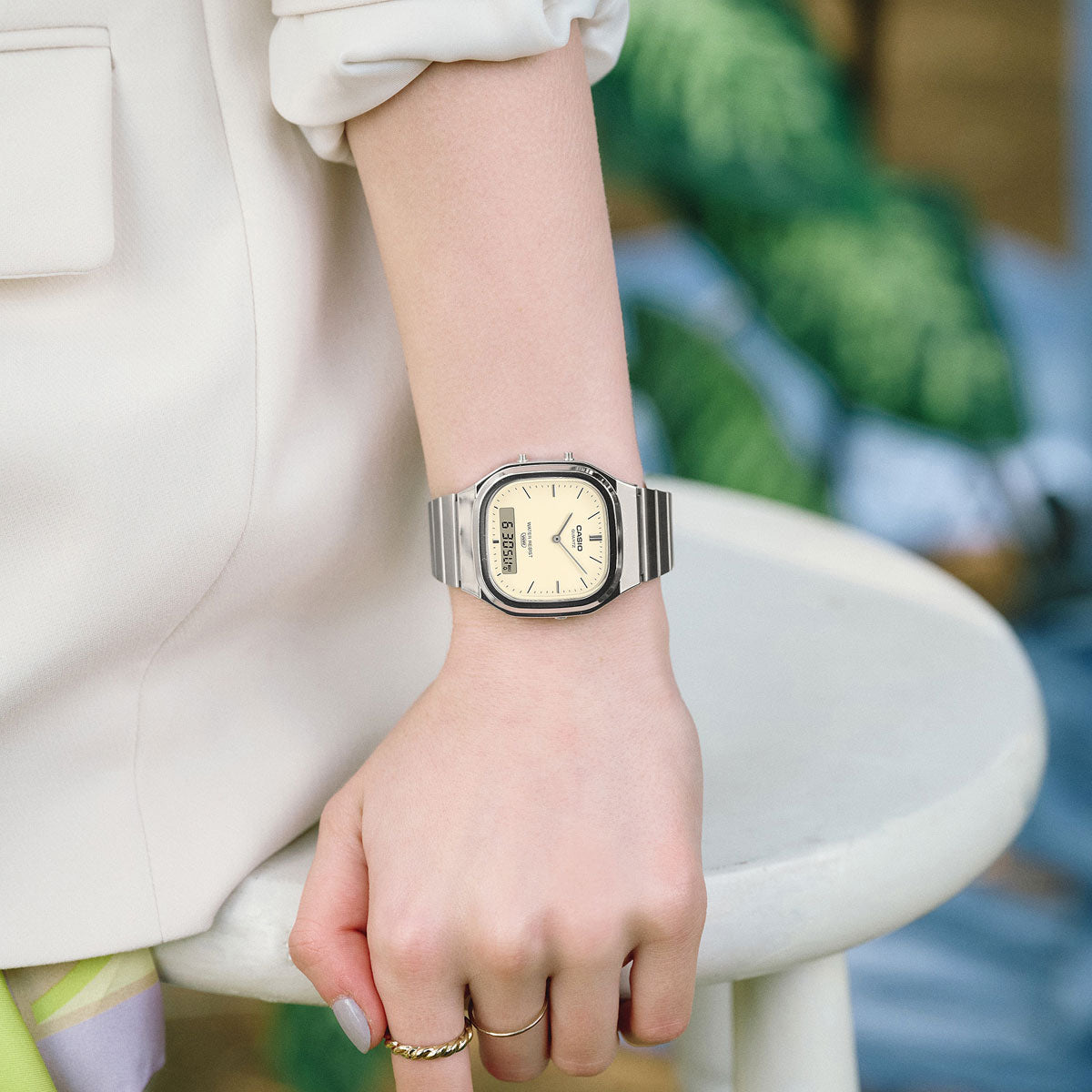 Casio AQ240E-7A2 Watch image 3